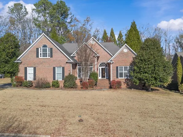 523 Meadowsweet Ln, Greenville, SC 29615
