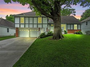 10234 Monrovia St, Lenexa, KS 66215