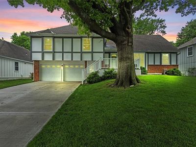 10234 Monrovia St, Lenexa, KS, 66215