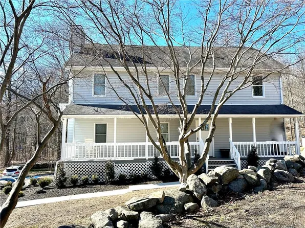 31 Gilbert Lane, Putnam Valley, NY 10579