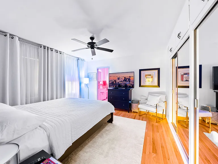 1330 N Crescent Heights Blvd #16A — Photo 14