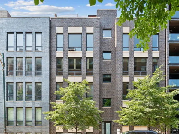 1014 N Larrabee St #2S, Chicago, IL 60610