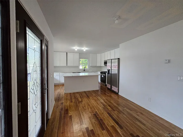 54 Madison Ave — Photo 4