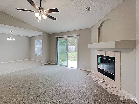 3rd image of 8766 Fieldside Dr S