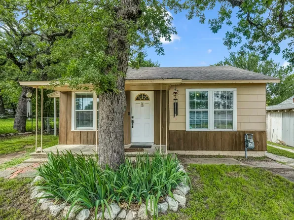 1007 SE 24th St, Mineral Wells, TX 76067
