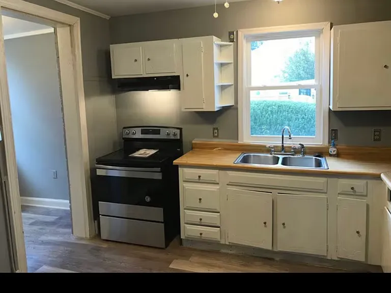 24 Hamilton Ave #3 — Photo 6