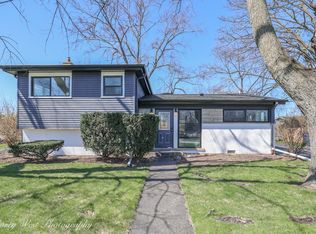 217 Heather Ln, Wilmette, IL