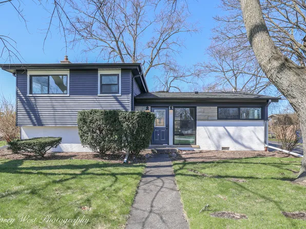 217 Heather Ln, Wilmette, IL 60091