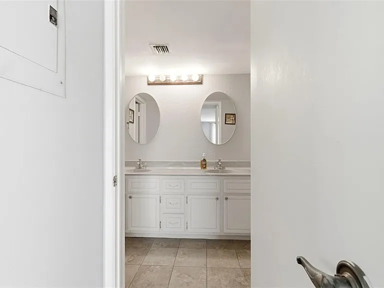 17408 Gulf Blvd #403 — Photo 46
