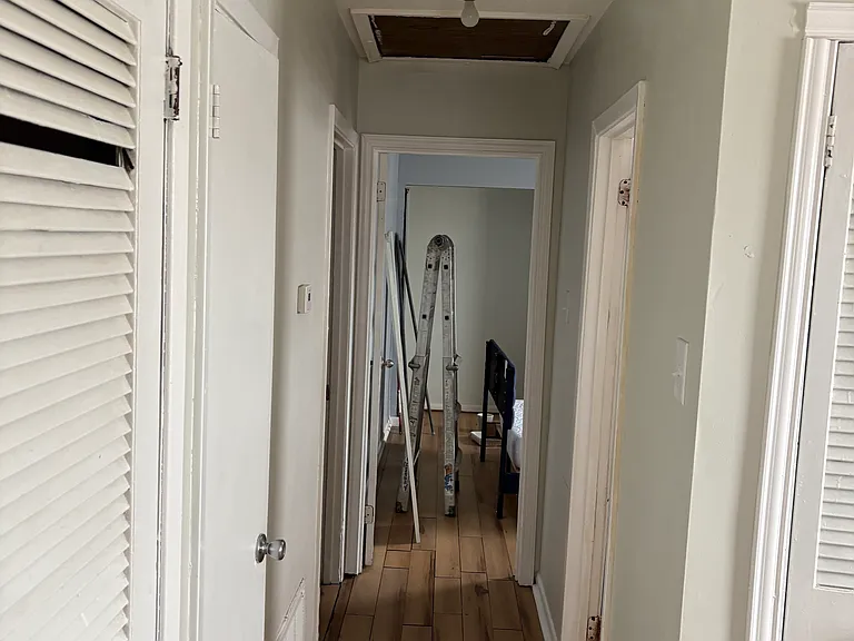 100 Plaquemine St #B — Photo 3