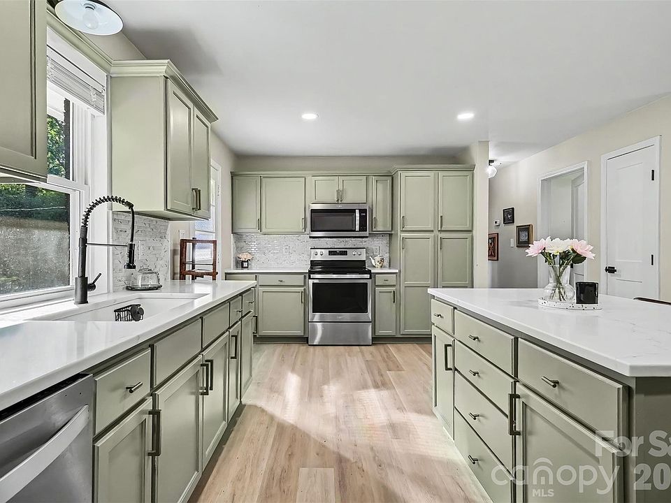 1st image of 4023 Strangford Ave
