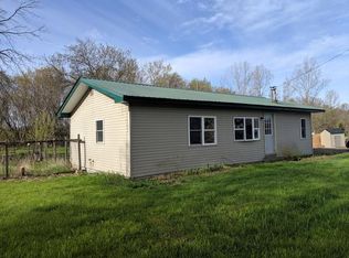 645 Badger Rd, Beaverton, MI 48612