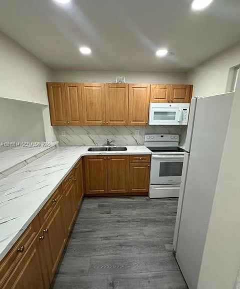 11301 SW 200th St #104-A — Photo 5