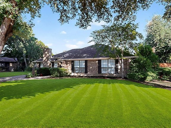 2nd image of 1175 Ridge Rd W