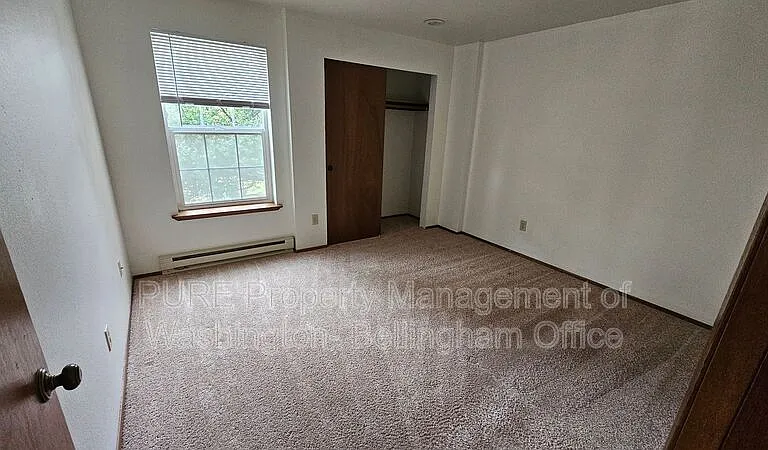 2256 Douglas Rd #1 — Photo 8