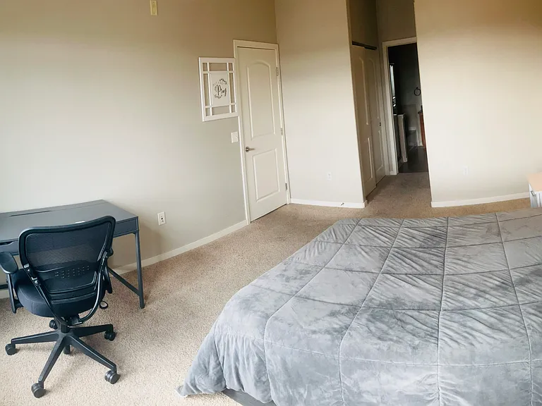 Second bedroom