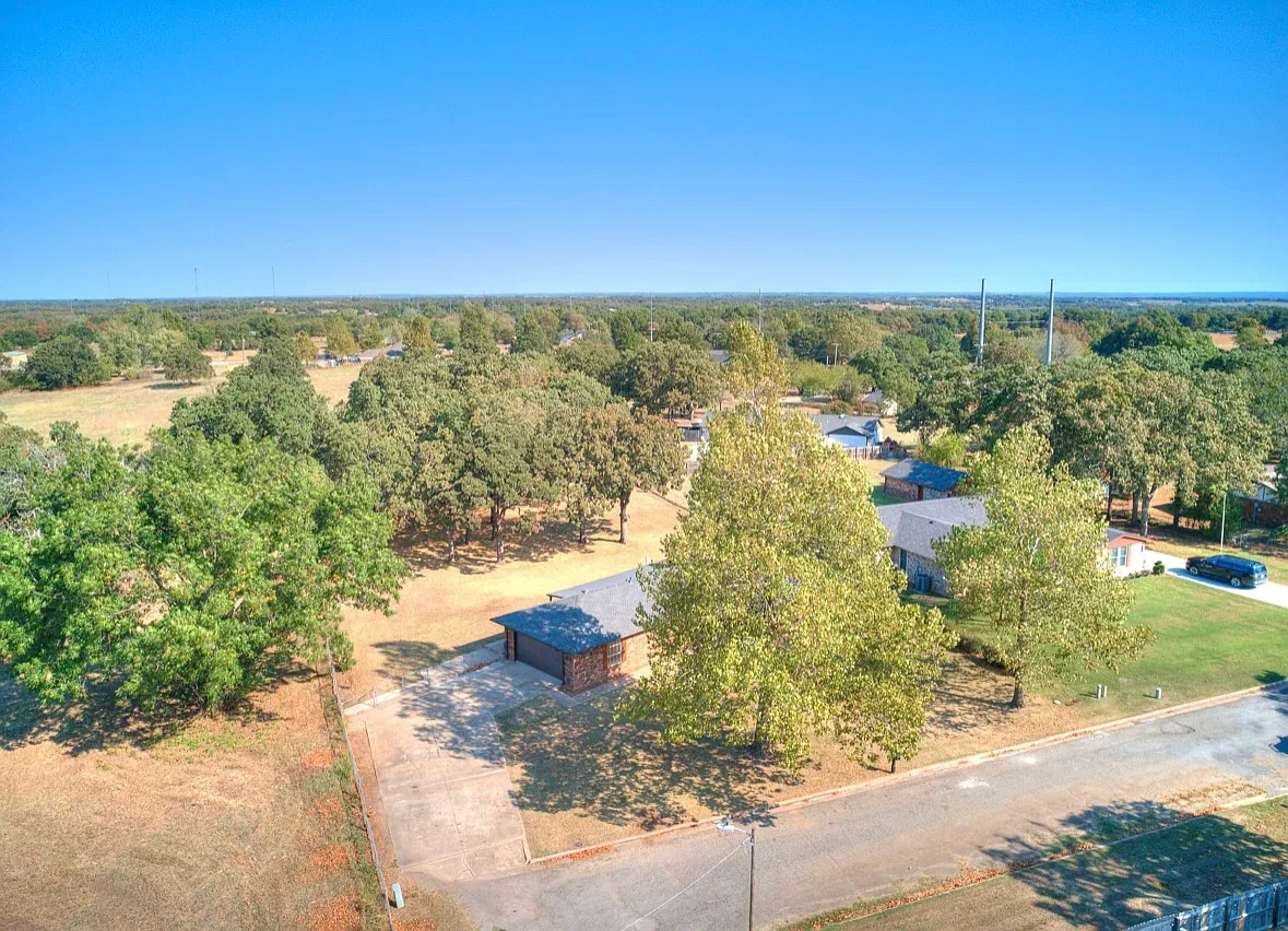 3 bed, 1581 sqft, $1,775 — Photo 2