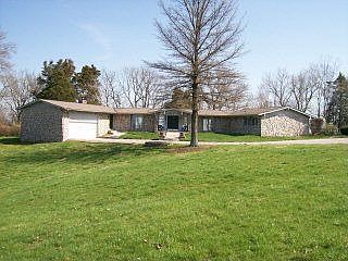 1st image of 136 Avawam Dr