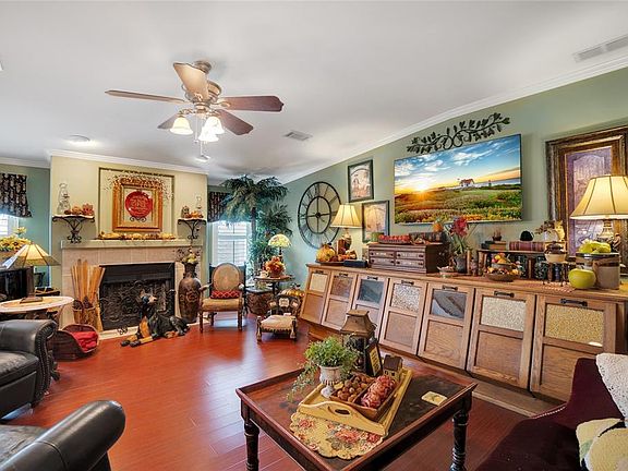 5th image of 4013 Myrtle Oak Ct #840