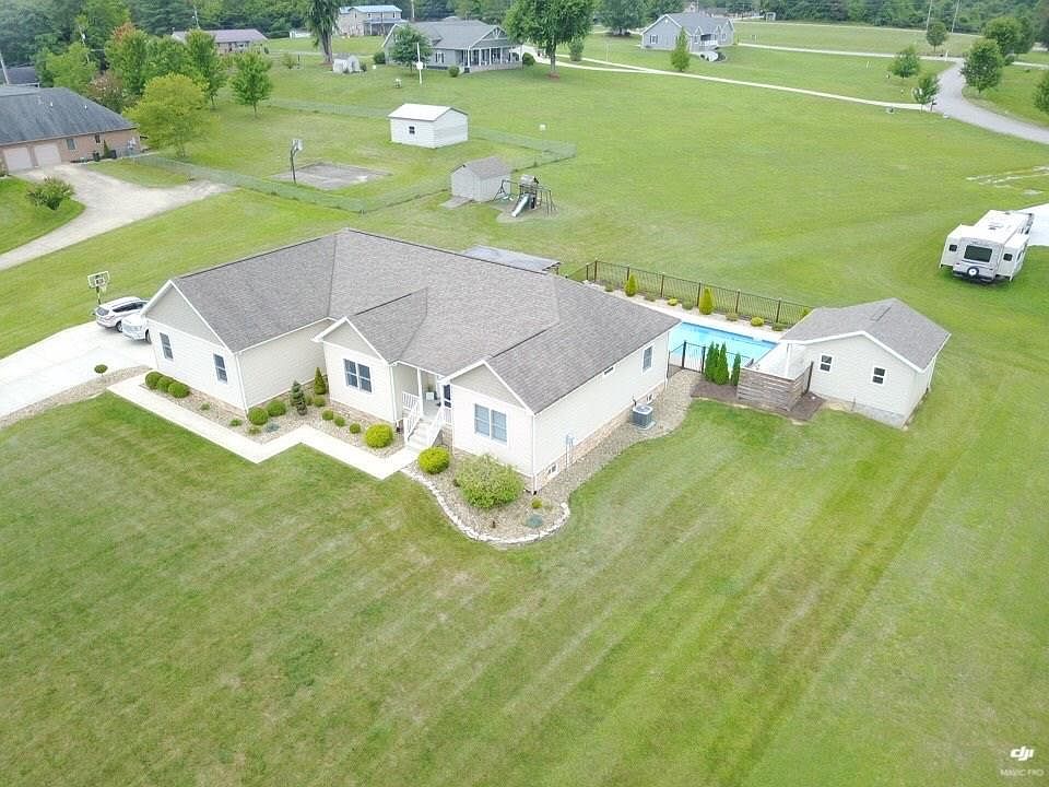 1st image of 102 Todd Alan Dr