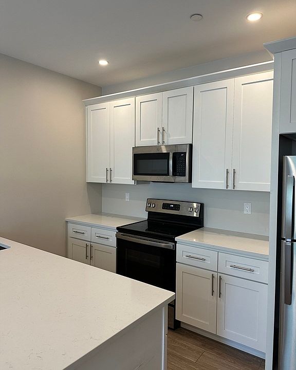 1st image of 58 River St #6