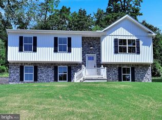 520 Betty Ln, Columbia, PA 17512