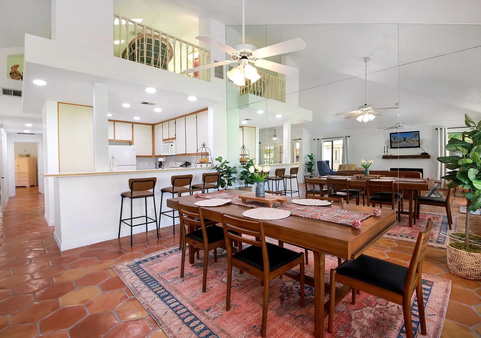 Two bedroom, two bath on the 15th fairway — Photo 1
