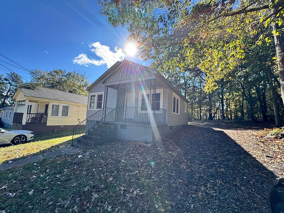 1st image of 308 Willow Ln