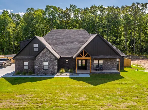 345 Mayberry Dr, Cabot, AR 72023