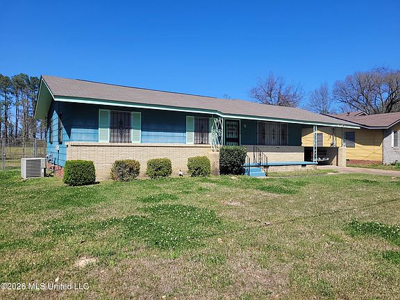 2nd image of 1360 Brinkley Dr