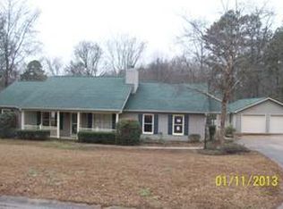 203 Locksley Dr, Greenwood, SC 29649