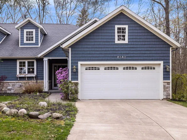 8142 Bay Arbor Dr, Augusta, MI 49012