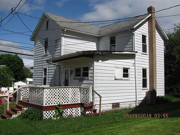 3rd image of 596 Hill St