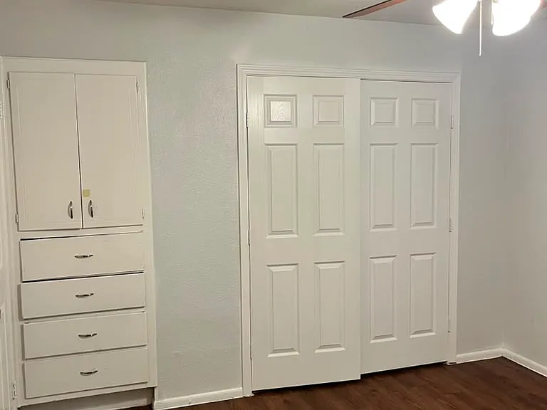 Westwinds Apartments — Photo 17