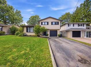 29 Allwood St, Brantford, ON N3R 2V2