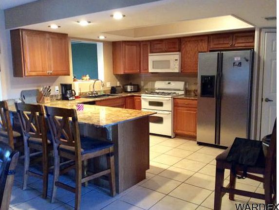 4th image of 1730 Avalon Ave
