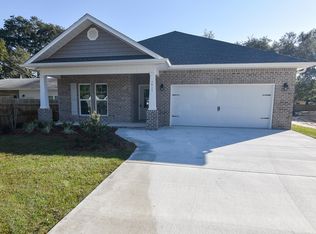 1415 Cedar St, Niceville, FL 32578