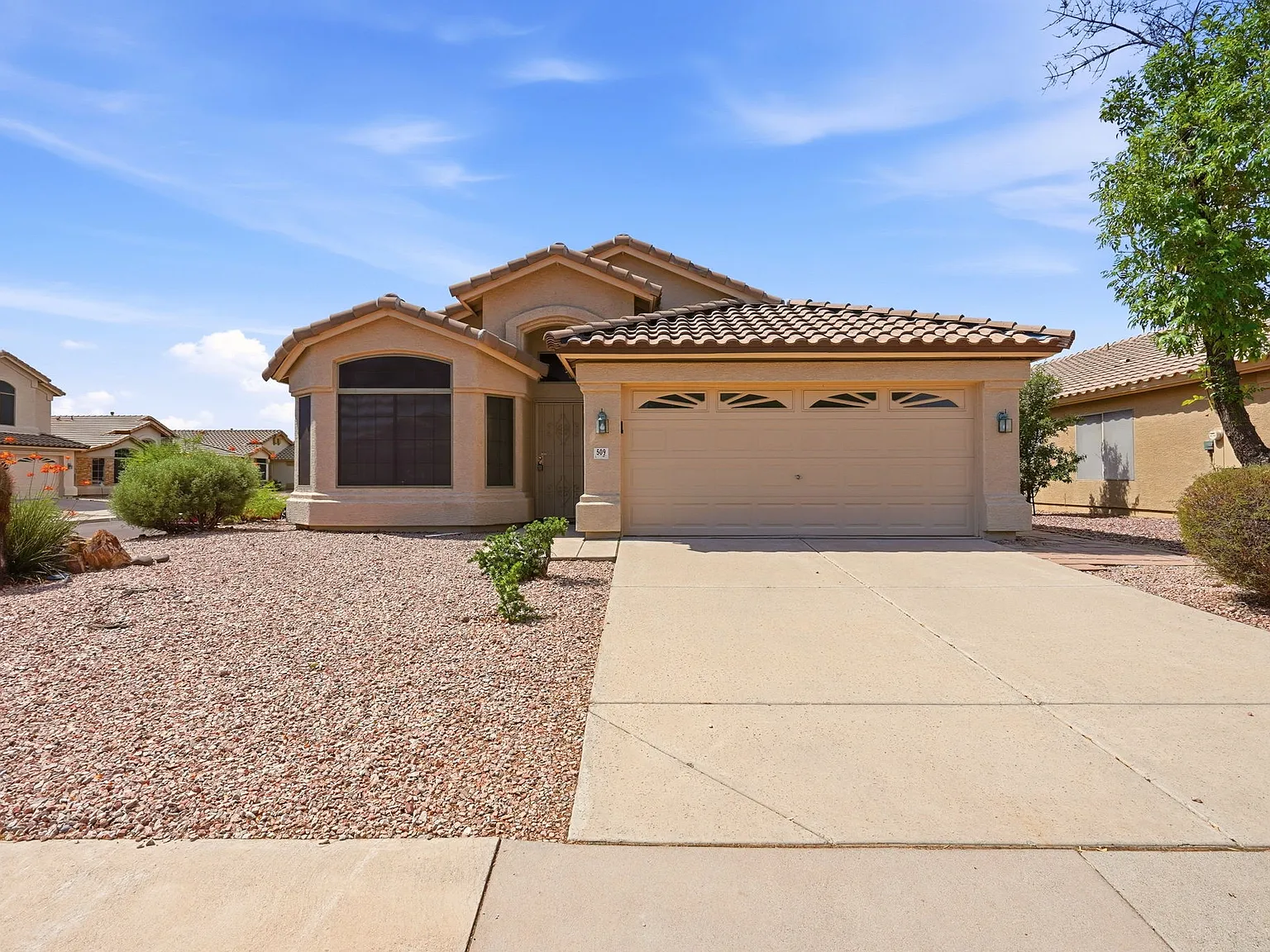 3 bed, 1632 sqft, $2,550 — Photo 1
