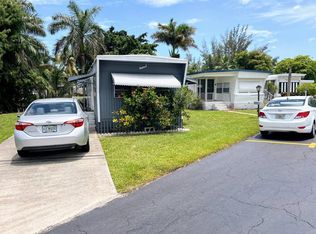12 Green Street Rd, Hallandale, FL 33009
