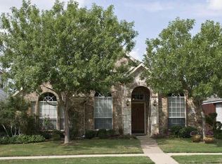 5532 Riverview Dr, The Colony, TX 75056