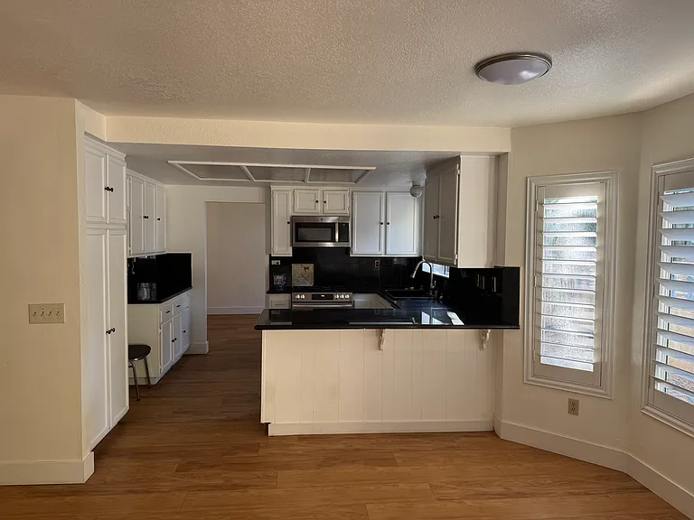 628 Pantera Dr — Photo 2
