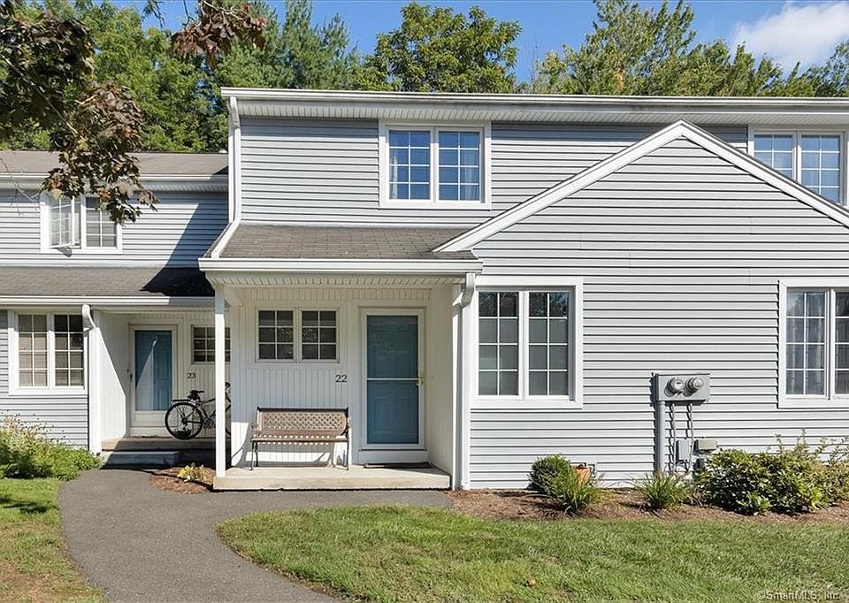 1st image of 22 Willow Brook Dr #22