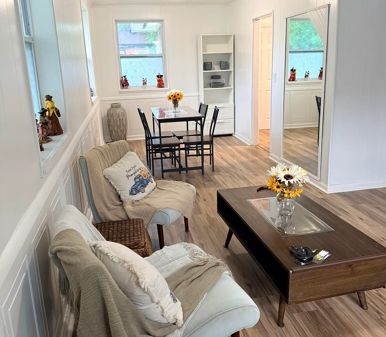3 bed, 1599 sqft, $1,800 — Photo 1