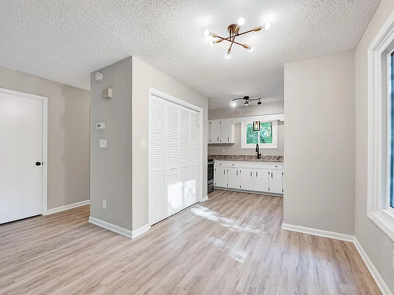4115 Arckelton Dr — Photo 10