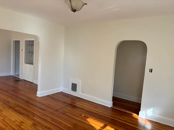 30 Austin St #1, New Britain, CT 06051