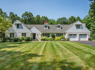 4 Kensington Pl, Farmington, CT 06032