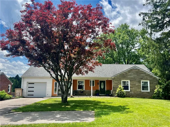 102 Walnut Ave, Saint Clairsville, OH 43950