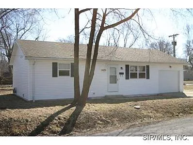 4400 Wabash Ave photo 1