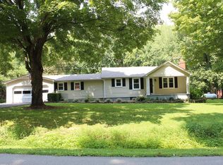 1440 Knobs Rd, Smiths Grove, KY 42171