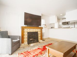 319 Ocean Front Walk APT 2, Venice, CA 90291